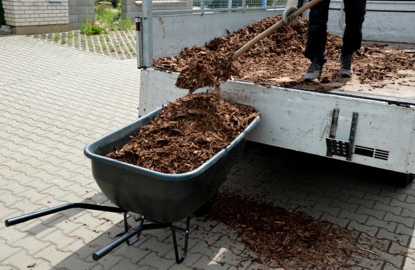 Bulk Mulch Delivery in Nashua
