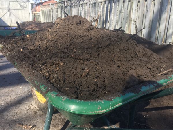 Residential Dirt Delivery in Nashua